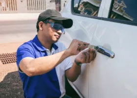 Car Locksmith in Bermuda Dunes, CA